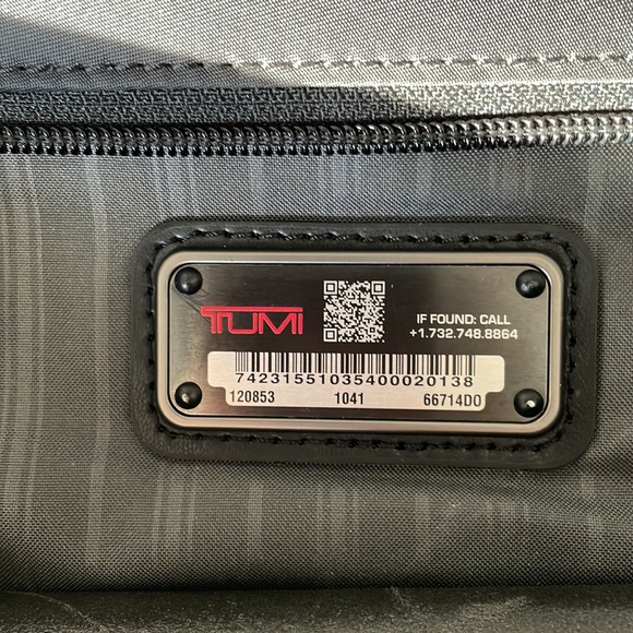 TUMI laptop briefcase with strap - Picture 9 of 15